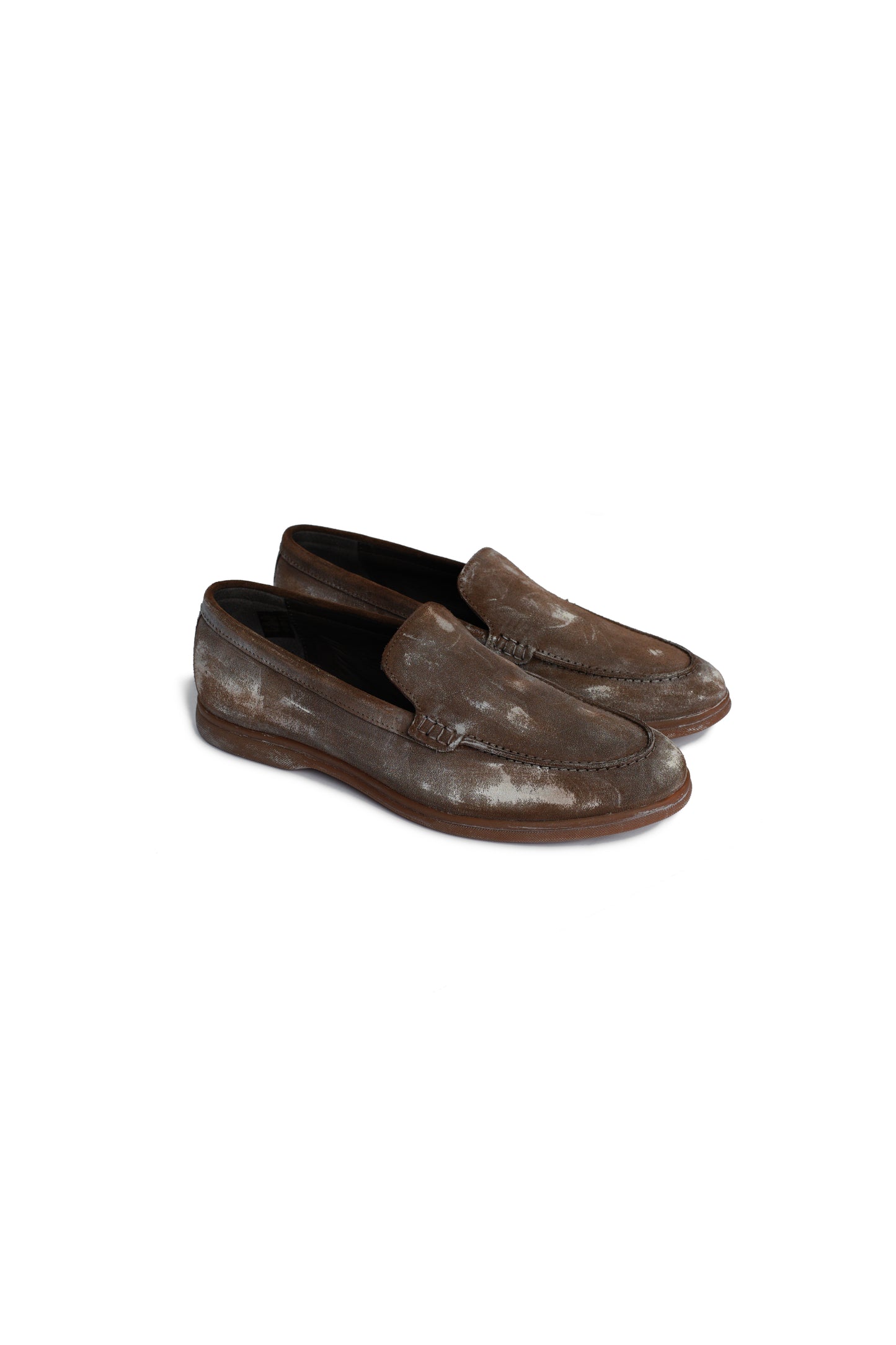 DISTRESSED LOAFER