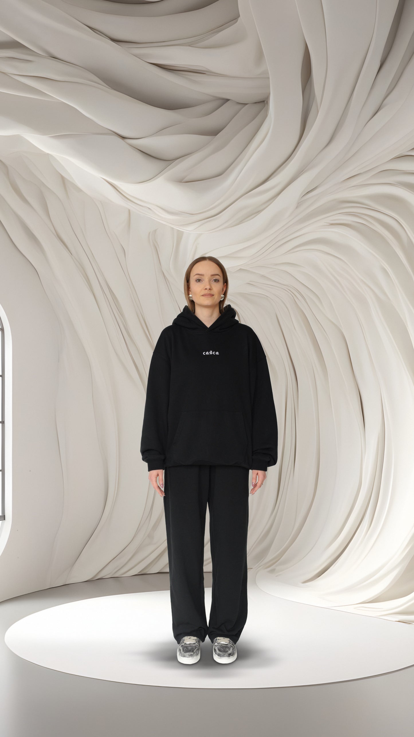 OVERSIZED LOGO HOODIE