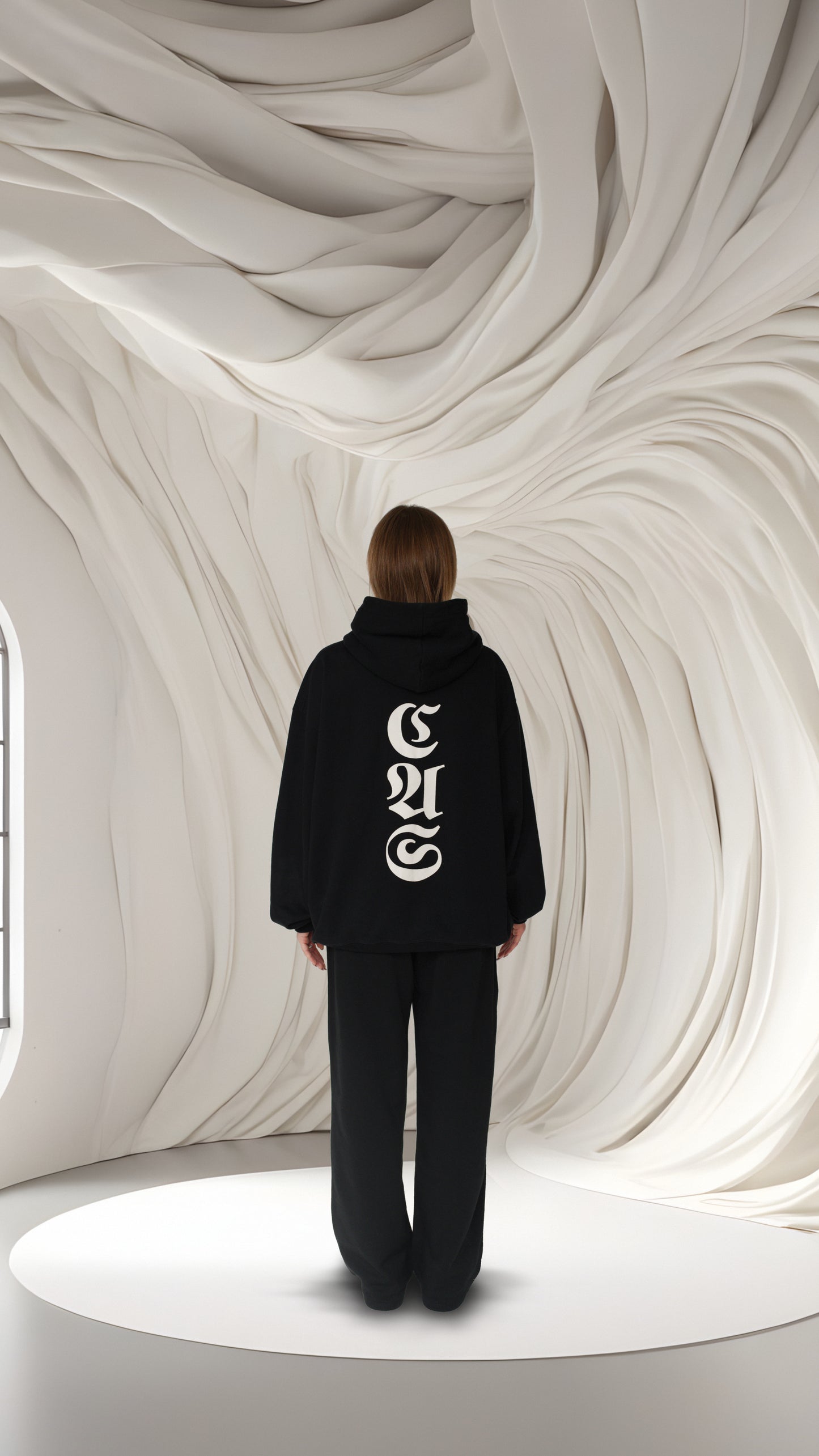OVERSIZED LOGO HOODIE
