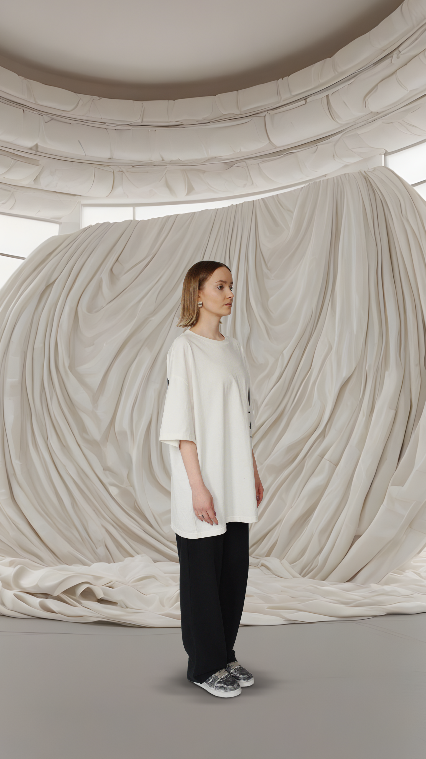 OVERSIZED LOGO T-SHIRT
