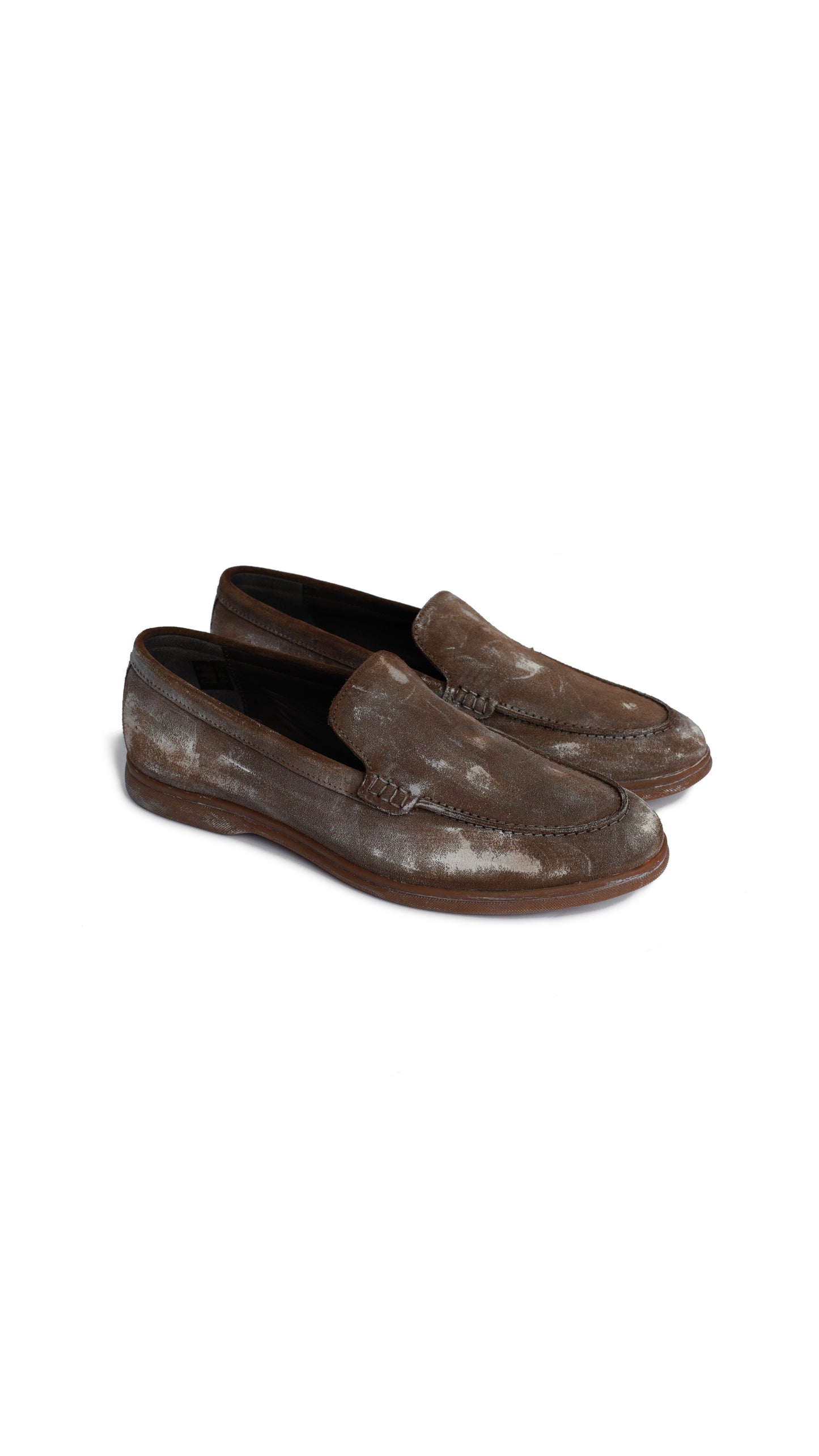 DISTRESSED LOAFER