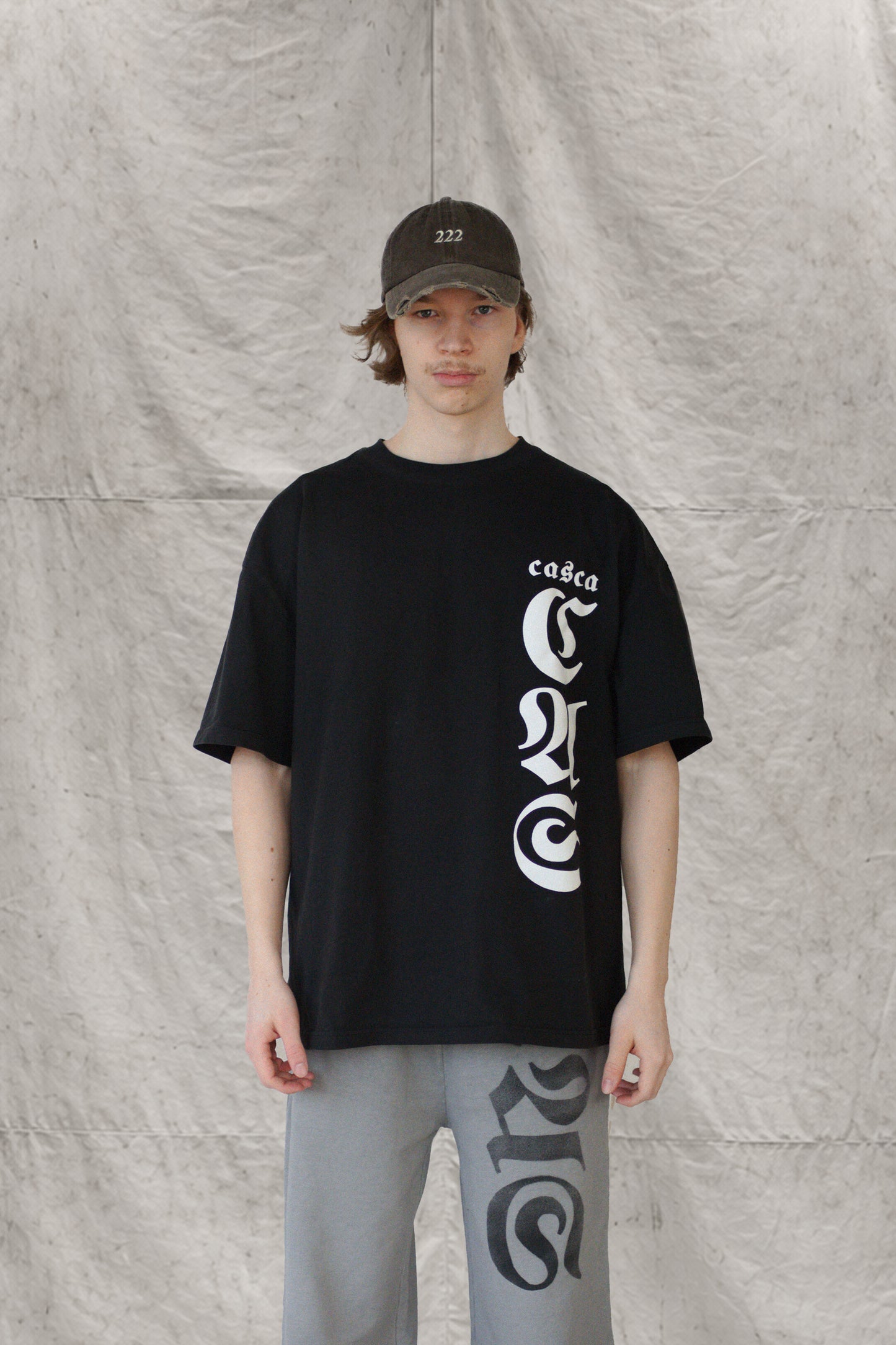 OVERSIZED LOGO T-SHIRT