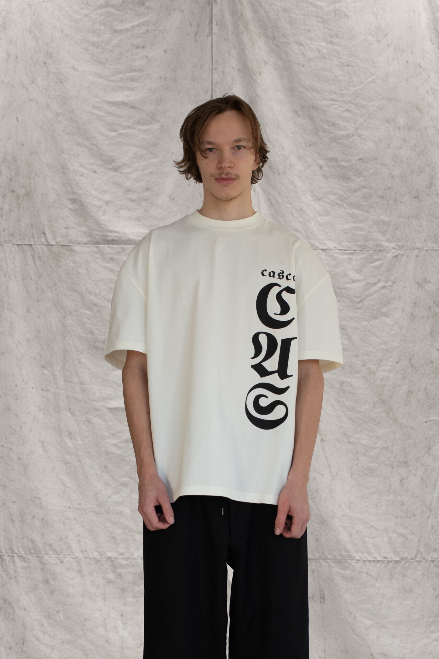 OVERSIZED LOGO T-SHIRT